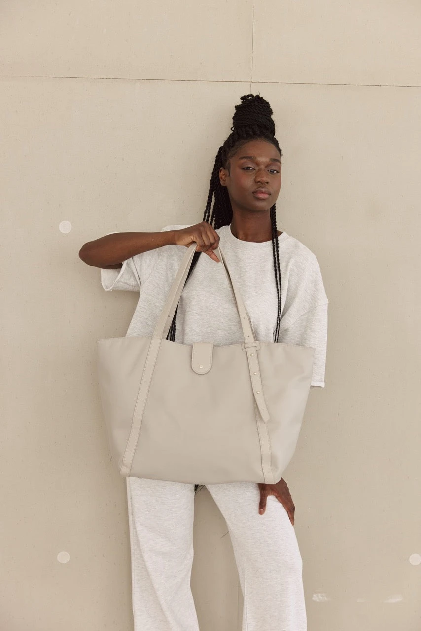 Pretty Wonder Nylon L - Greige – Bild 7